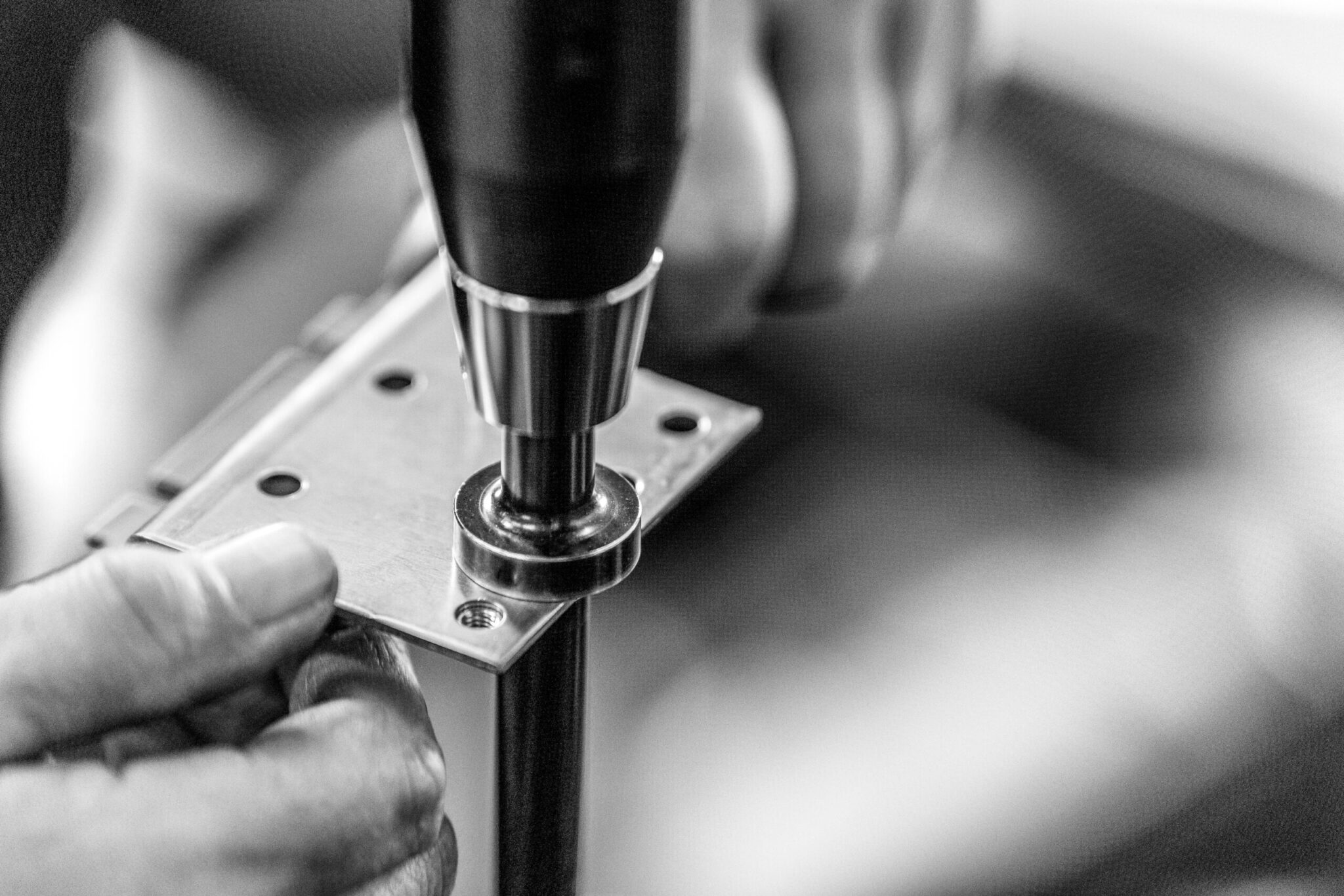 Mehr über den Artikel erfahren Unendliche Möglichkeiten – Das Einpressverfahren als Schlüssel zur Innovation